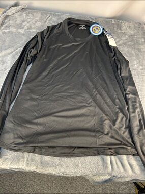 Women’s Black Long-Sleeve guaranteed your 50 uv block